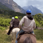 Cabalgata con vista al Cerro López - Aventura entre bosques y miradores del Circuito Chico