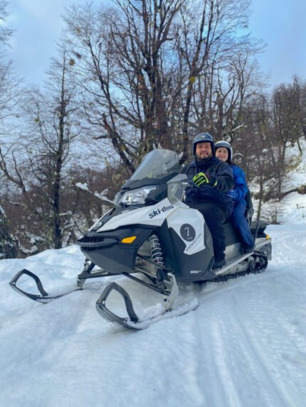La Cueva – Travesía Diurna en Moto de Nieve y Cuatriciclos- Sin traslado