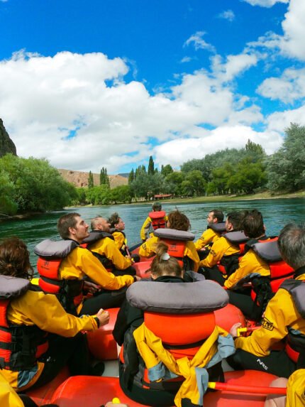 Rafting Limay por la estepa patagónica