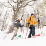 Vivencias en la nieve: caminata fácil, sabores regionales y diversión en el Refugio Neumeyer