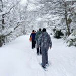 Experiências na neve: caminhadas fáceis, sabores regionais e diversão no Refúgio Neumeyer